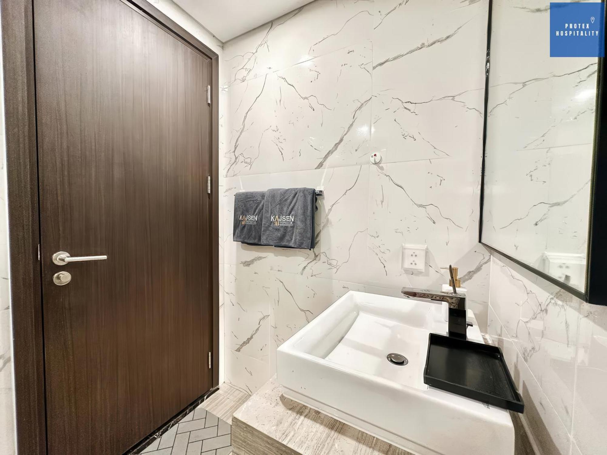 Apartment Empire Thu Thiem District 2