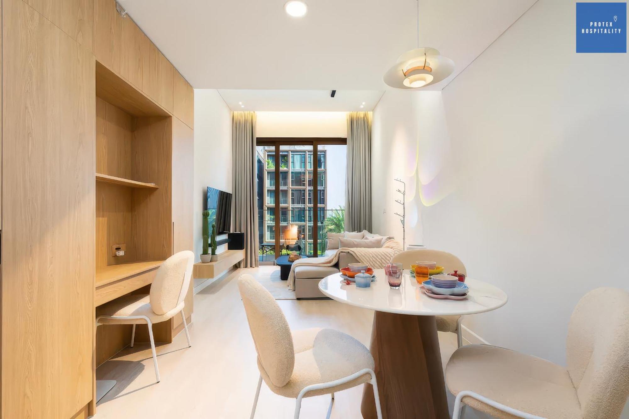 Apartment Empire Thu Thiem District 2